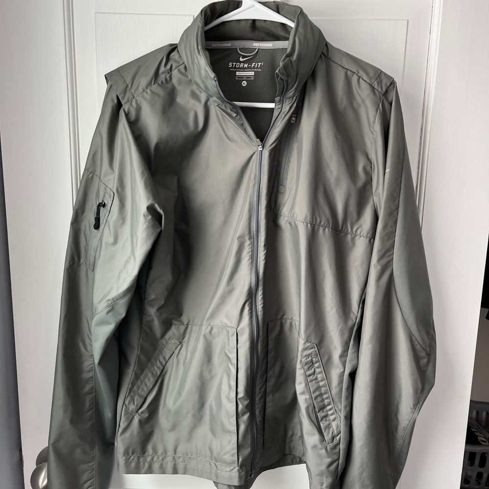 Nike Storm-Fit Gray Windbreaker Jacket